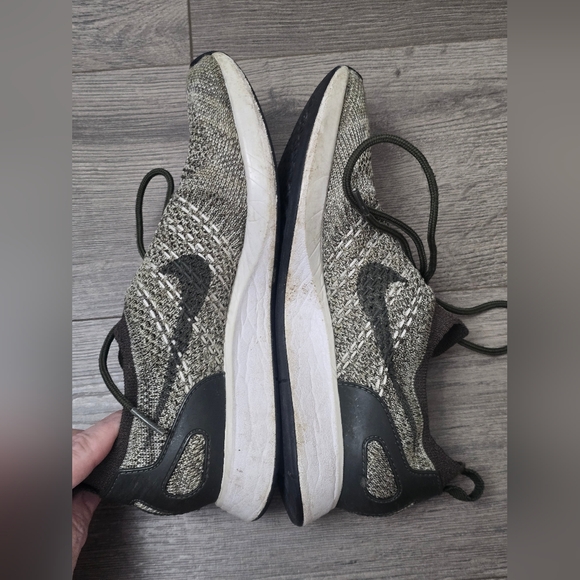 Nike Air Zoom Mariah Flyknit Racer Mica Green Womens 6 - Picture 6 of 7